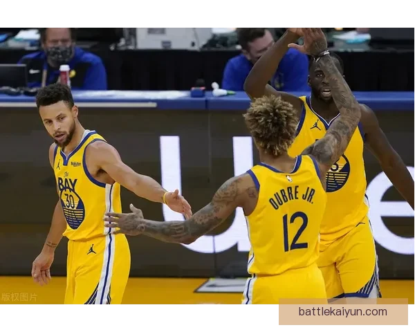 伊萨克与队友默契状态回暖，表现值得关注